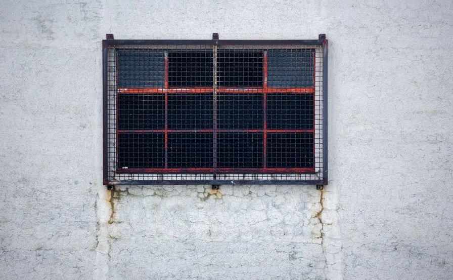 Window Screen Rescreening in Jupiter